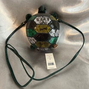 Tory Burch Turtle Purse